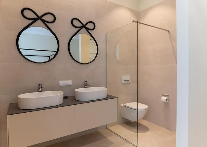 Elizabeth - Grand Family Slovenj Gradec